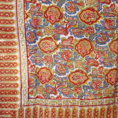Sarong bunt